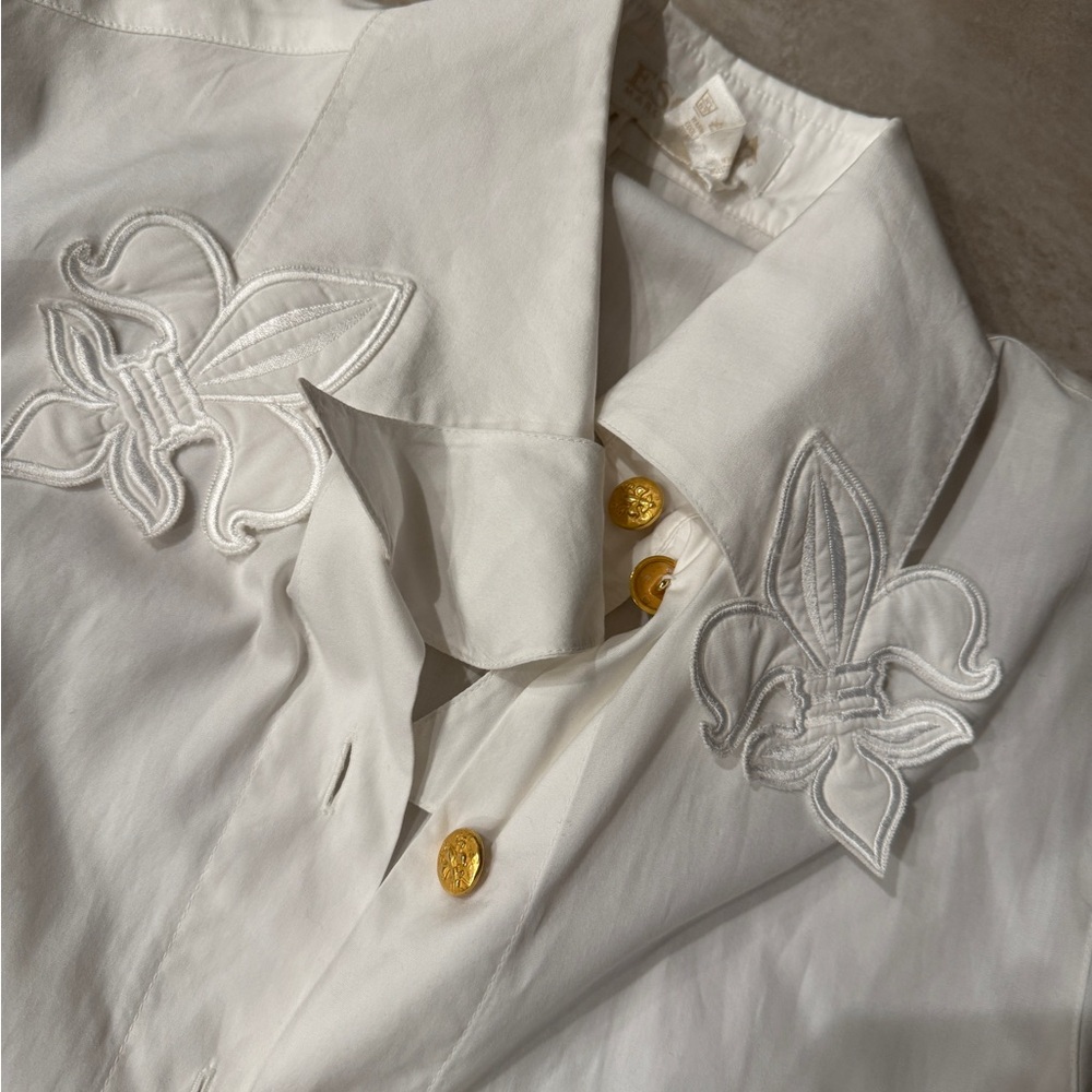 Vintage Escada White Embroidered Blouse with Gold Buttons fleur de lis Designer - Picture 6 of 6